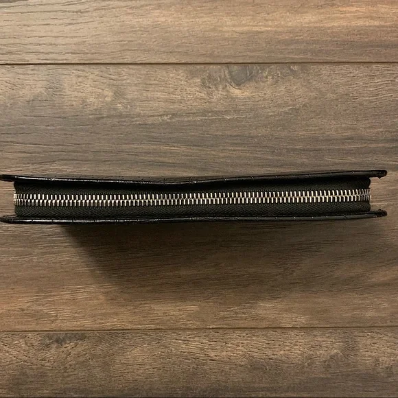 ❌SOLD❌ Saint Laurent Black Crocodile-Embossed Leather Zip-Around Long Wallet - Picture 4 of 14